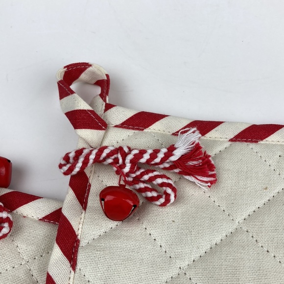 DEI “You Melt My Heart” Potholder Set of 2 NWOT - Picture 4 of 8